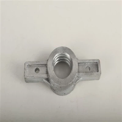 Støpemutter for basejekk